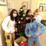 Préparation de Noël – Décorations et Secret Santa