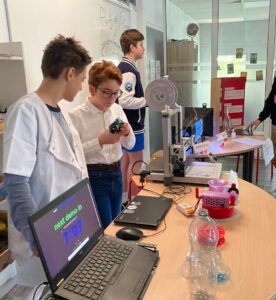 Lire la suite à propos de l’article Science fair